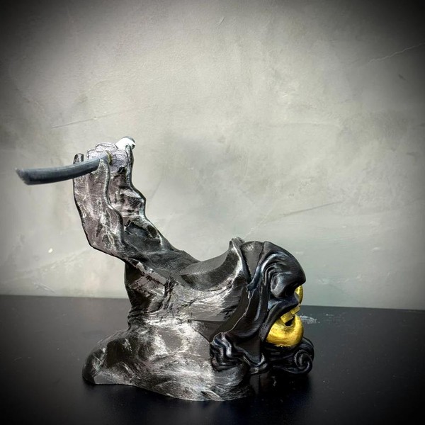 Suporte Premium Para Controle Ps5/ Ps4 e Xbox Ghost of Tsushima de luxo pintado a mão + CHAVEIRO DE BRINDE Pronta Entrega