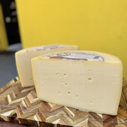 Queijo Parmesão da Mantiqueira