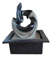 Fonte de Água em resina Mudra Yoga - M 26cm