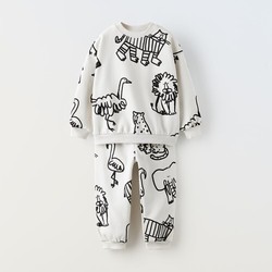 CONJUNTO DE MOLETOM E CALÇA COM ANIMAIS