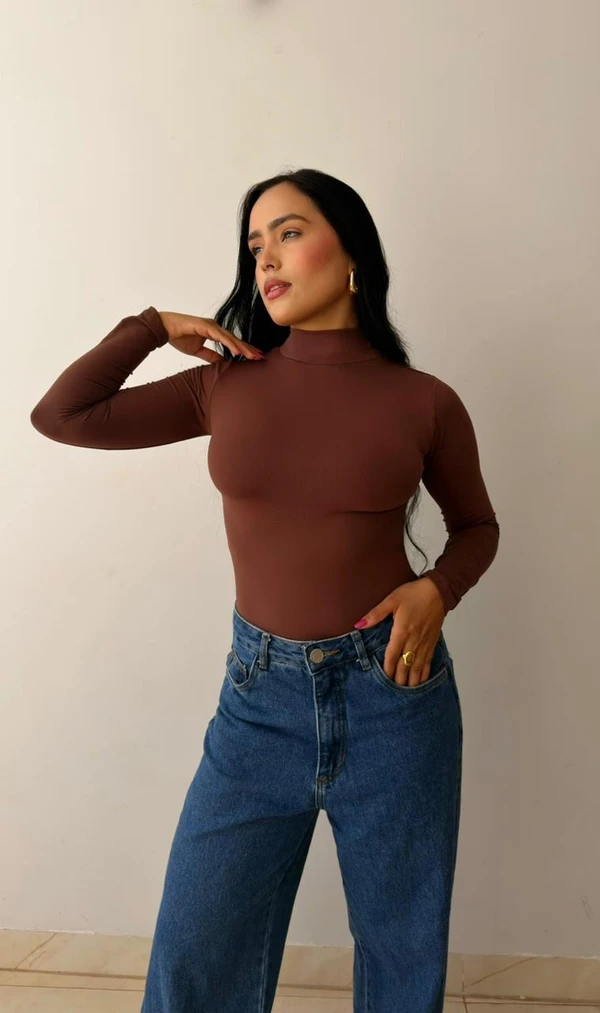 BODY GOLA ALTA MANGA LONGA