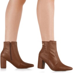 Bota feminina bico fino salto alto com zíper