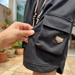 [Pague 3, Leve 5] Bermuda Draken Masculina em Malha Técnica Microperfurada, Ajuste de Tração e Bolsos Cargo Utilitários com Patch Tático Emborrachado