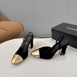 Salto Chanel