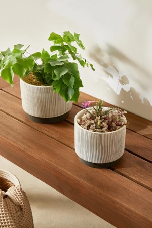 Vaso Cachepot de Cerâmica com Pedestal Bege e Marrom 13cm Mart