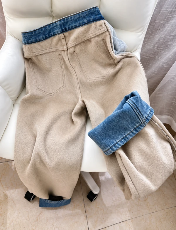 Calça Jeans Forrada com Lã