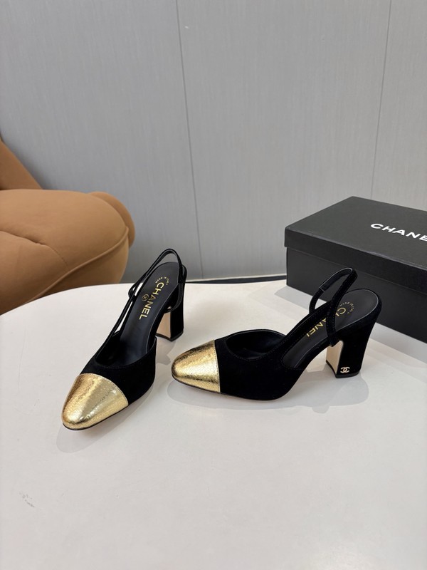Salto Chanel