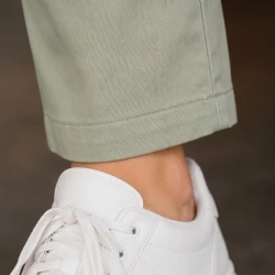[LEVE 3 PAGUE 2] Calça Feminina Maya em Algodão e Elastano (Beleza Marcante!)