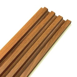 Painel Ripado Interno WPC de 290cm x 16cm (0,464M²)