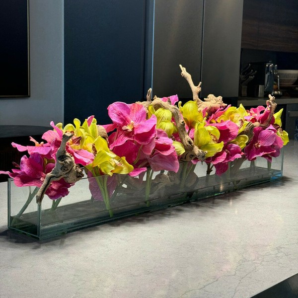 Vaso de Vidro Casa Moderna com Vandas Rosa e Cymbidiums Verdes