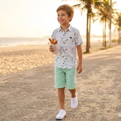 CONJUNTO CAMISA E BERMUDA SARJA ESTAMPA FOLHAGEM VERDE CLARO MENINO ANUSKA 3298 