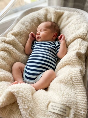 BODY MARINHO/BRANCO BEBE BRINCALHÃO