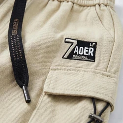 [Leve 4, Pague 2] Bermuda Zader Masculina em Algodão Twill, Poliéster e Elastano de Modelagem Ampla com Bolsos Cargo Utilitários 