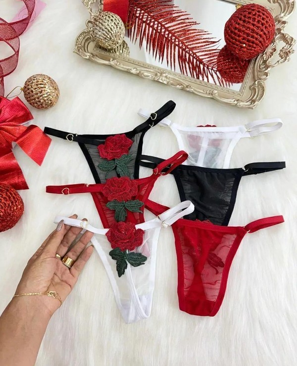 Calcinha Flower – Tule com rosa bordada