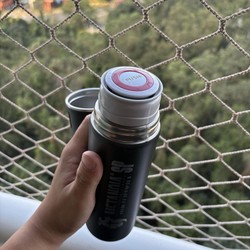 Garrafa térmica 500 ml com copo Metanoia Radical