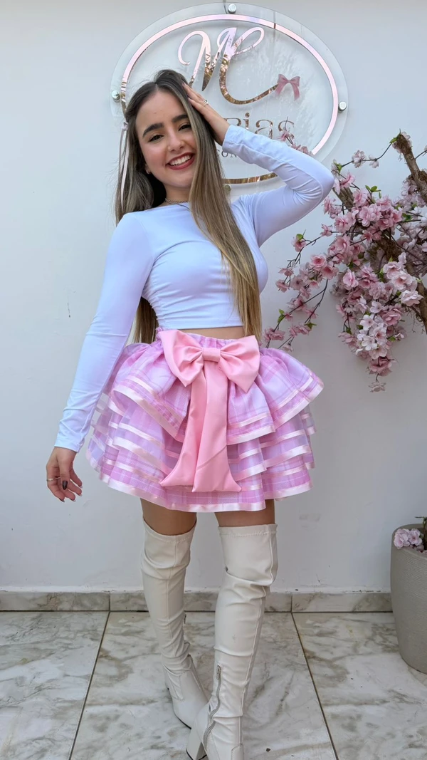 Saia Junina - Laura