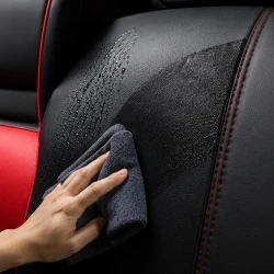 Kit Completo de Capas para Banco de Carro Evurion em Couro Legítimo Universal 5 Lugares Com Airbag + Tapetes e Capa de Volante