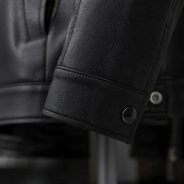 [LEVE 2 PAGUE 1] Jaqueta Masculina Vossler em Couro Legítimo Premium +BRINDES: Relógio, Cinto e Carteira