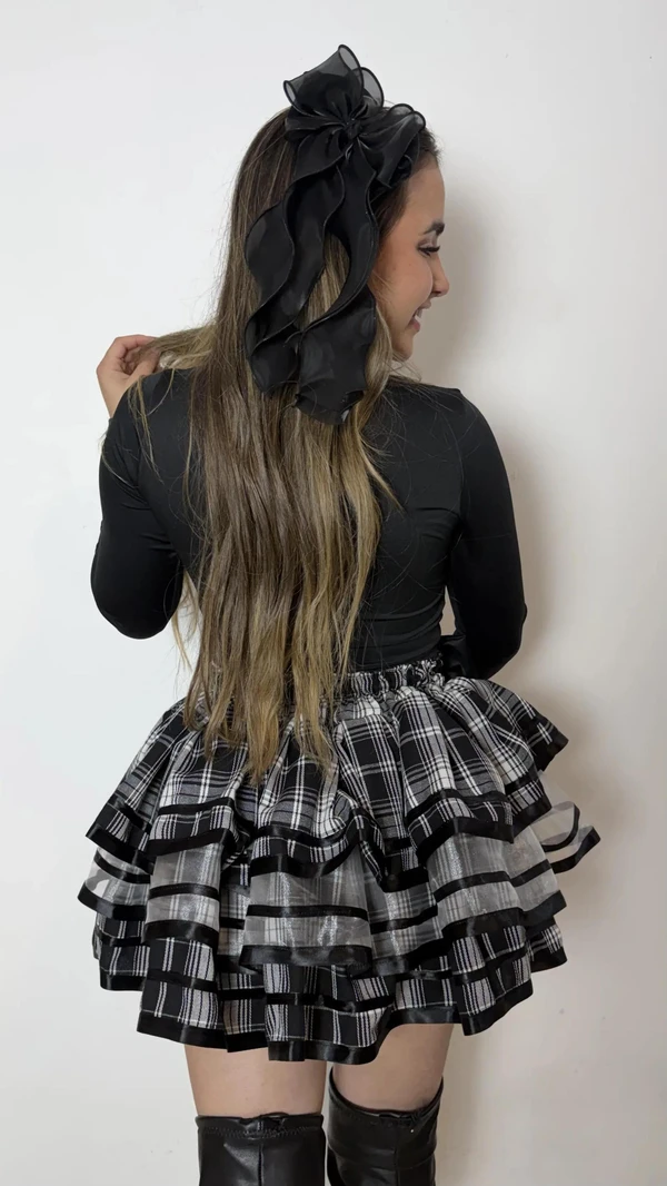 Saia Junina - Melanie