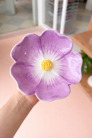 Pratinho Decorativo Flor de Wisteria em Cerâmica