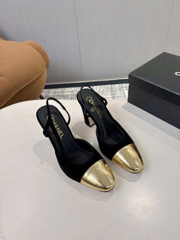 Salto Chanel
