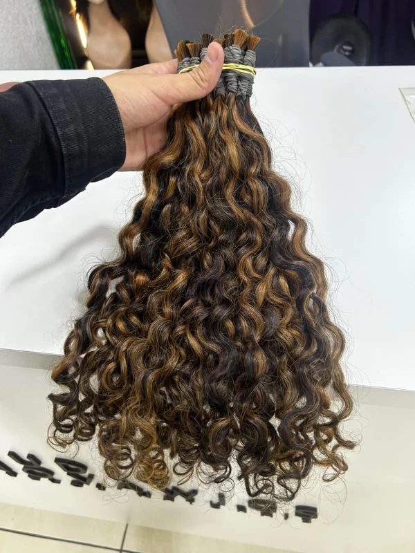 Cabelo Cacho Caipira Iluminado Claro Fios de 55 cm (100g)