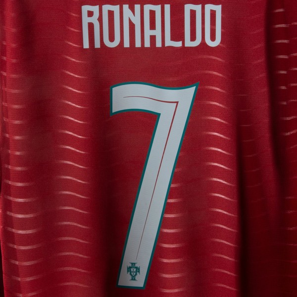 Camisa Seleção Portugal Home 2026/27 Ronaldo 7 - Manga longa