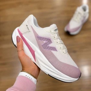 New Balance FuelCell Propel v4 Rose