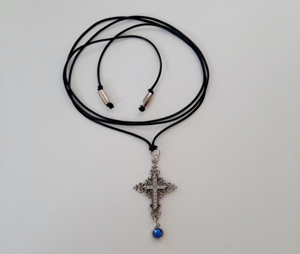 CORDÃO CRUZ STRASS