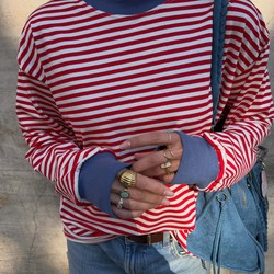 Blusa Listrada Oversized Vermelha e Azul 