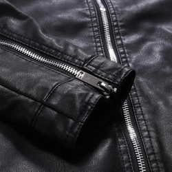 Jaqueta Masculina em Couro Firenzi