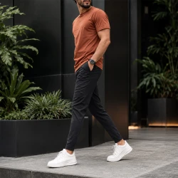 [COMPRE 2 LEVE 3] Calça Masculina Domiran em Tecido RipStop e Poliéster Premium (Visual Forte de Respeito!)