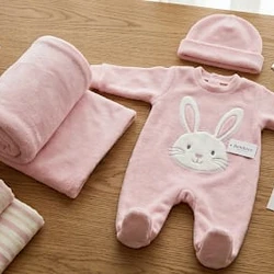KIT BABY PARAÍSO MACACÃO MANTA E TOUCA PLUSH COELHINHO ROSA BEBE - 13008