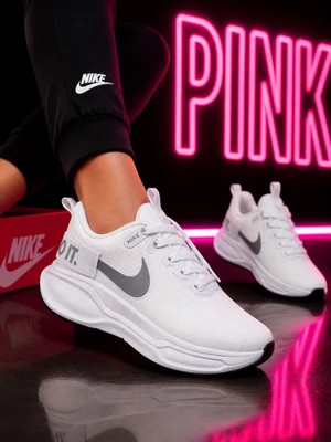 TÊNIS NIKE JUST BRANCO