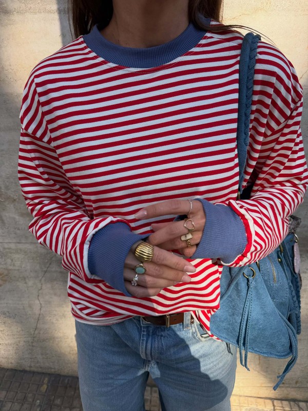 Blusa Listrada Oversized Vermelha e Azul 