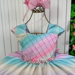 Vestido temático - Inspiração Arco-íris 