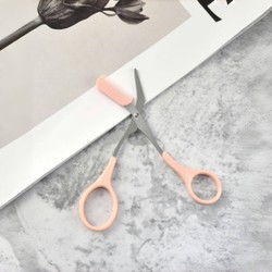 Tesoura rosa para aparar sobrancelhas com pente embutido - aço inoxidável, ferramenta de aliciamento precisa, criando sobrancelhas perfeitas