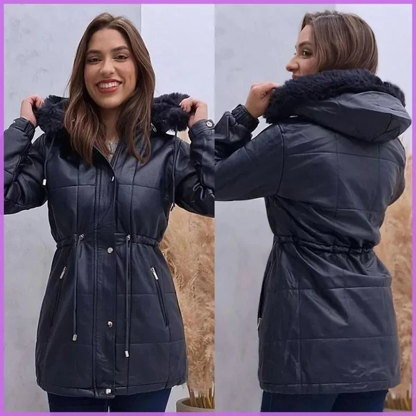 [Pague 1 Leve 2] Parka Feminina Premium Forrada com Ajuste na Cintura e Capuz Removível