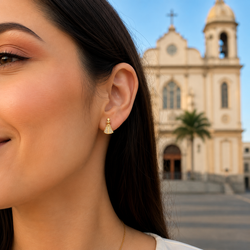 Brinco Nossa Senhora Aparecida Proteção Sagrada  Semi jóias