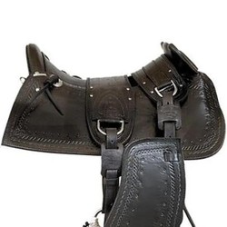 Arreio Cutiano com Cabeça Tradicional de Luxo 18 Polegadas (Preto)