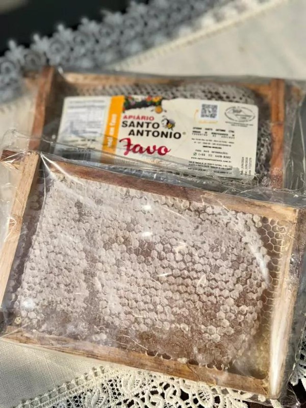Favo de Mel Apiàrio Santo Antonio
