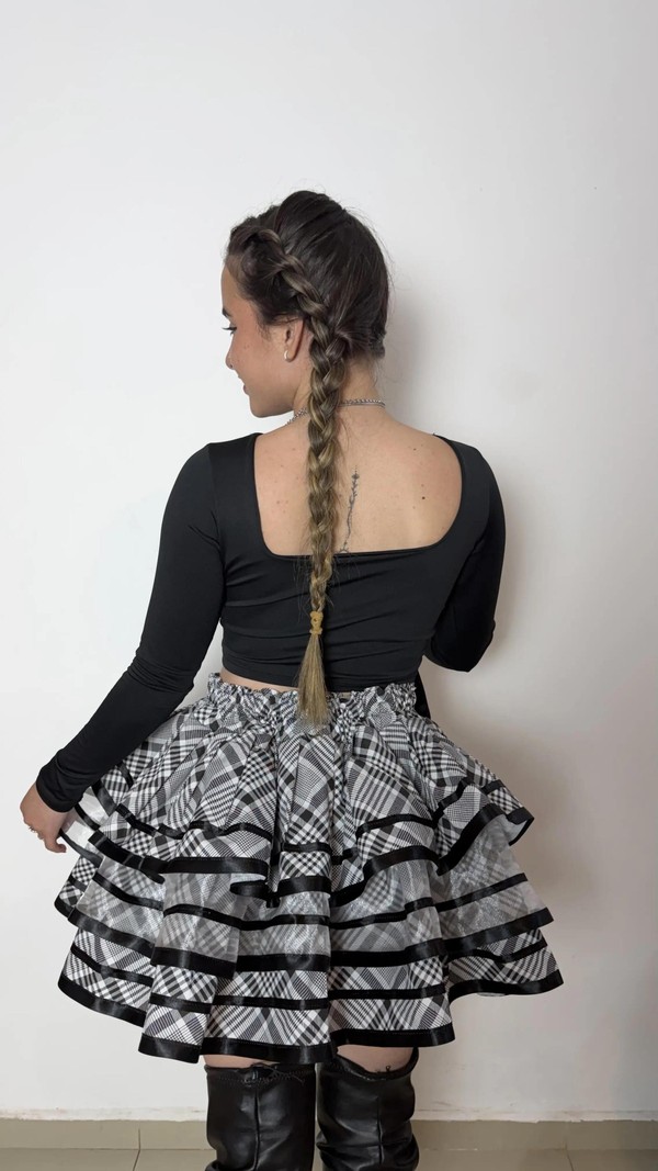 Saia Junina - Agatha