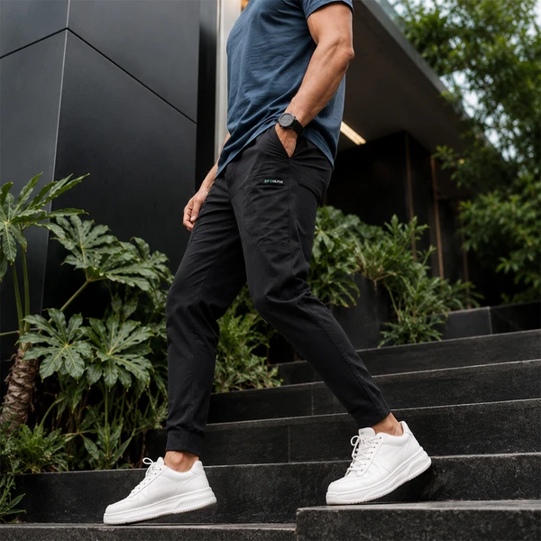 [COMPRE 2 LEVE 3] Calça Masculina Domiran em Tecido RipStop e Poliéster Premium (Visual Forte de Respeito!)