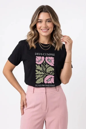 Camiseta Feminina Preta Estampa Deus Cumpre Suas Promessas