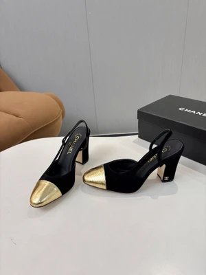 Salto Chanel