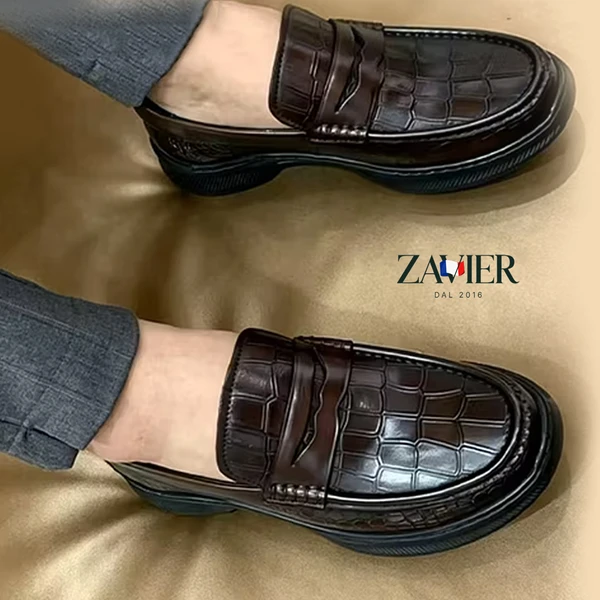 [COMPRE 1 E LEVE 2] Mocassim Dobrável em Couro de Cobra com Sola ComfortGel