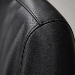[LEVE 2 PAGUE 1] Jaqueta Masculina Vossler em Couro Legítimo Premium +BRINDES: Relógio, Cinto e Carteira