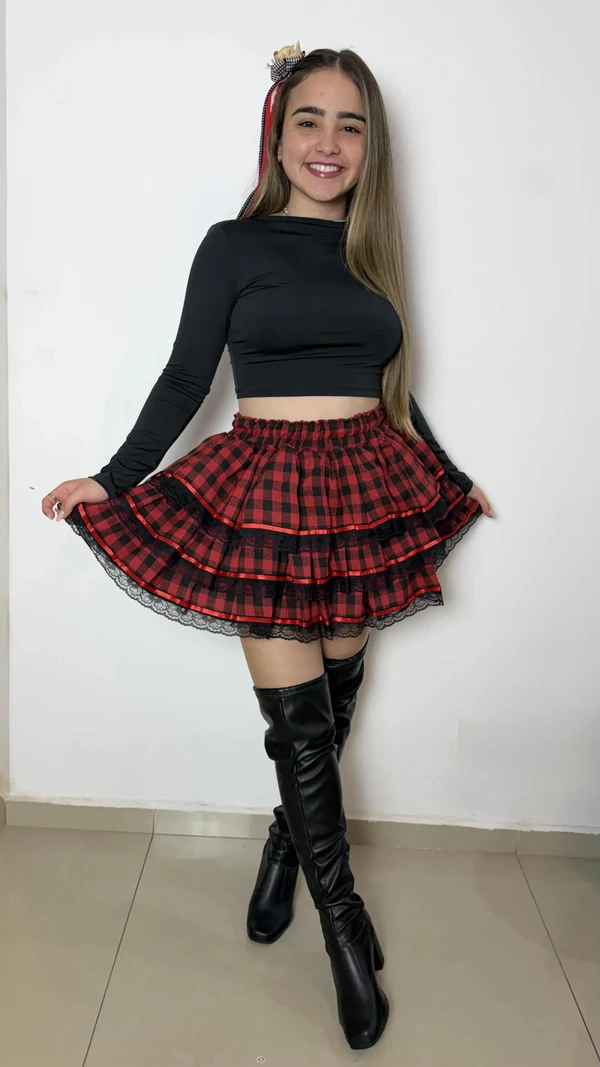 Saia Junina - Anne 