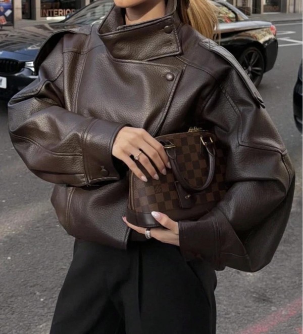 Jaqueta Feminina Oversized Couro Eco Gola Alta Estilo Europeia Vintage Premium Vynara