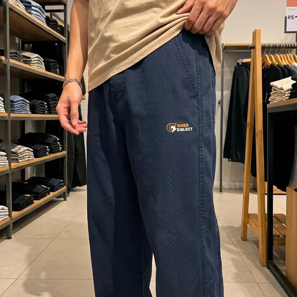 [Leve 4, Pague Só 2!] Calça Tarkus Masculina em Algodão de Alta Densidade de Corte Reto com Costura Dupla Lateral e Cós Ajustável